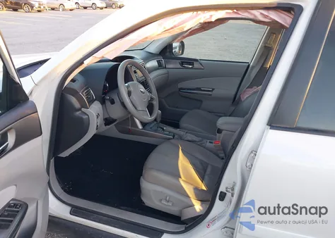 2011 Subaru Forester 2.5X Limited from USA, damaged, VIN JF2SHAEC2BH762777